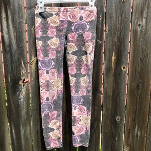 Forever 21 galaxy rose leggings